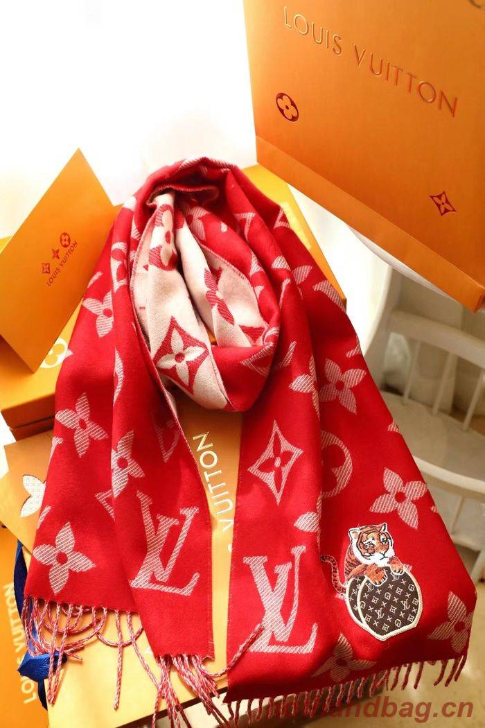 Louis Vuitton Scarf LV00141